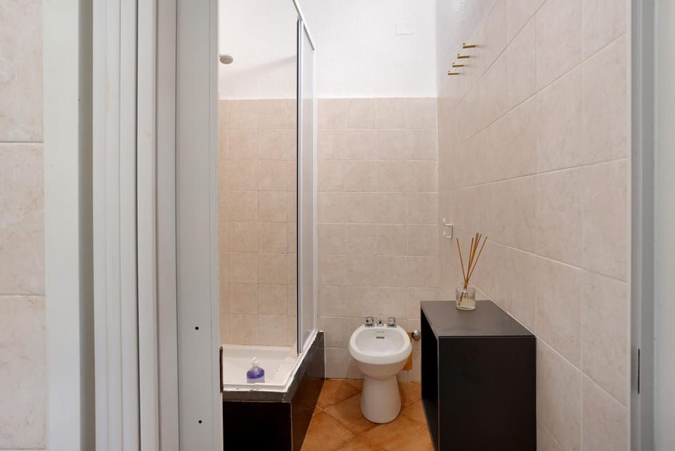 Bathroom, Living room