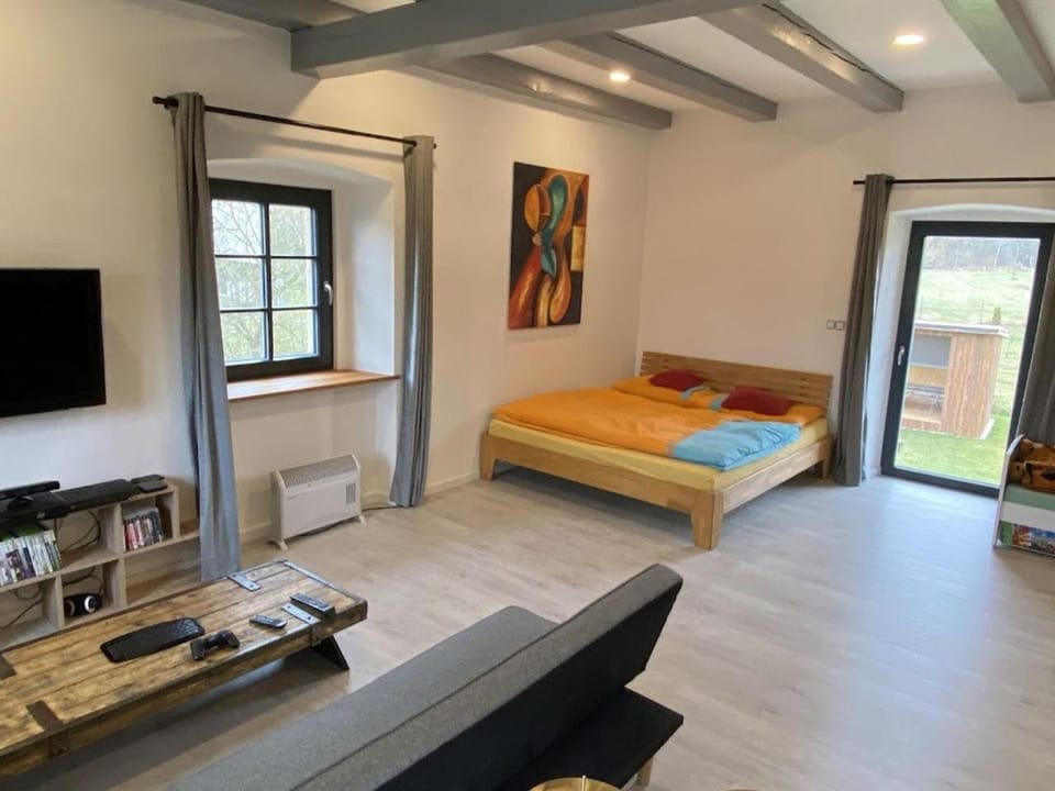 Bed, Bedroom