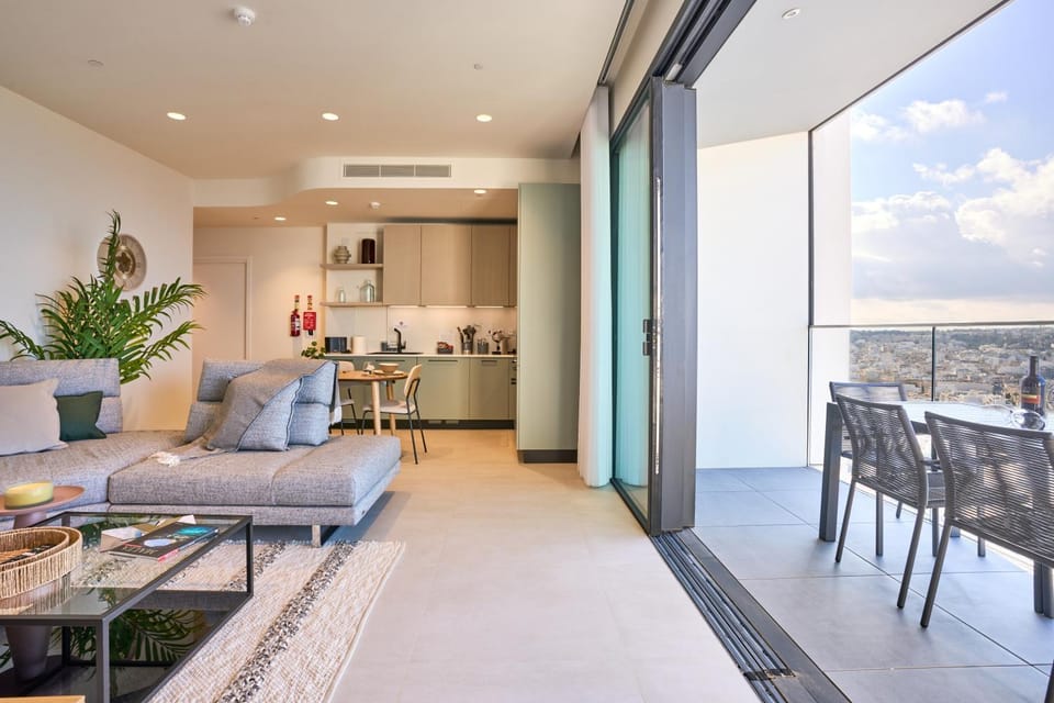 Day, View (from property/room), Balcony/Terrace, Kitchen or kitchenette, Living room, Seating area, Dining area