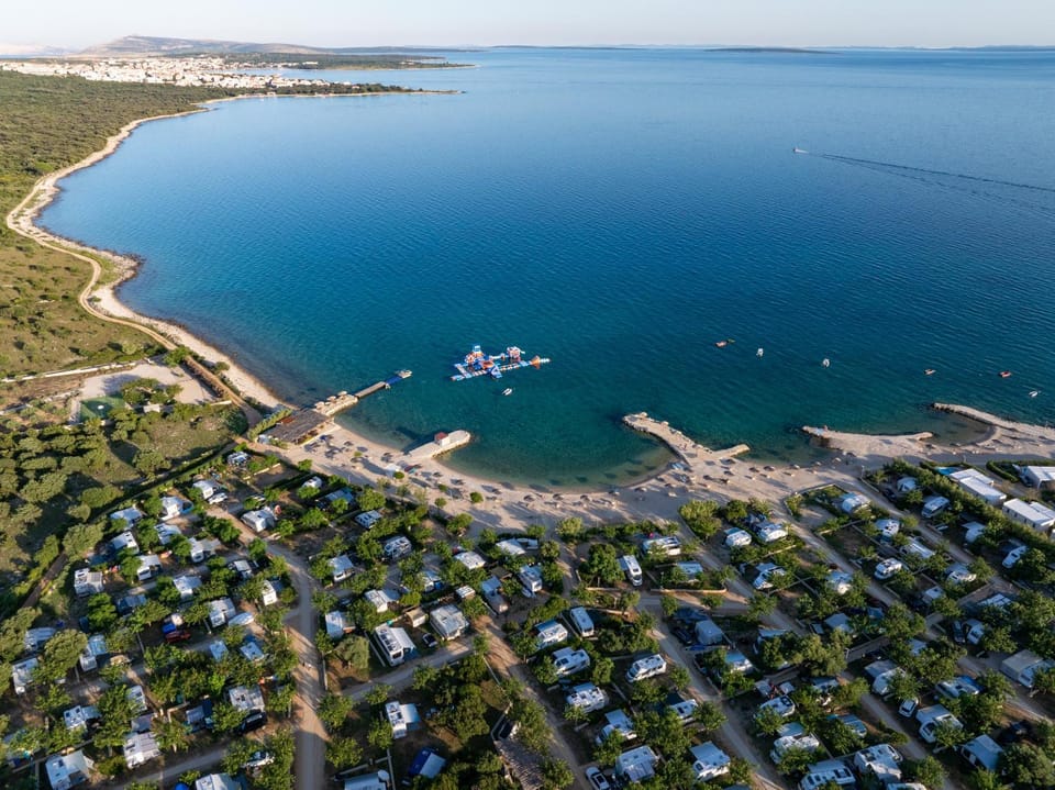 Day, Bird's eye view