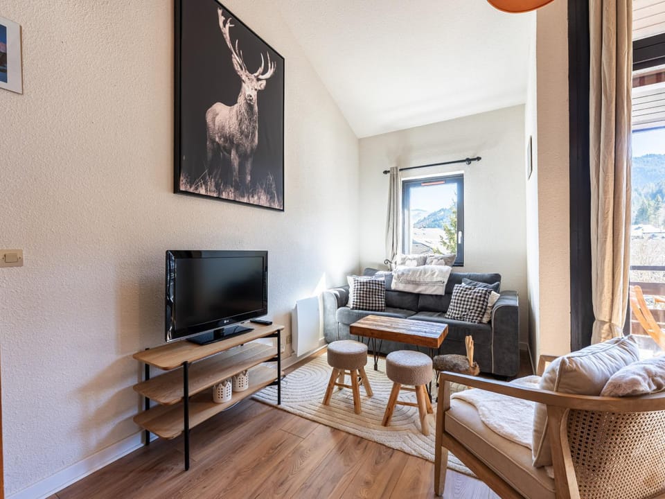 Communal lounge/ TV room, Living room