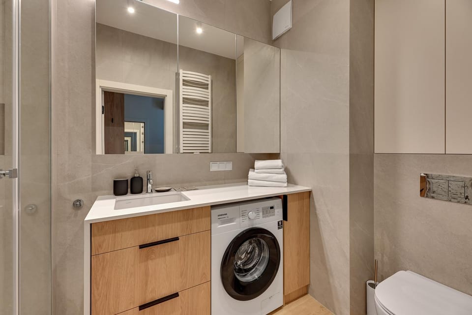 Bathroom, washing machine