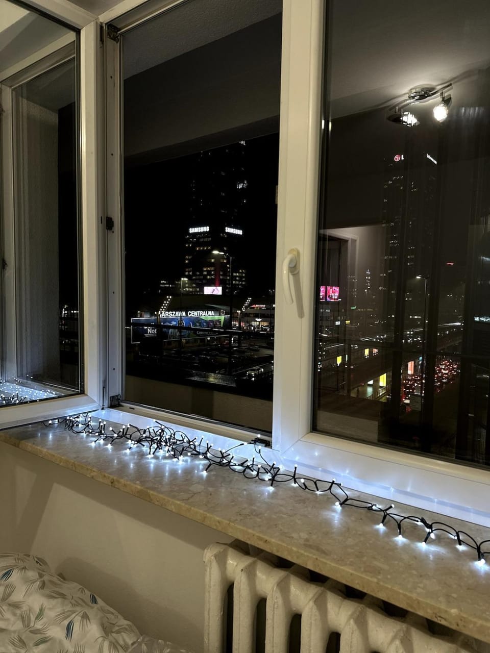 Varsovian Chic - Stylish 2BR in City Center with Balcony & Views Apartment in Warsaw