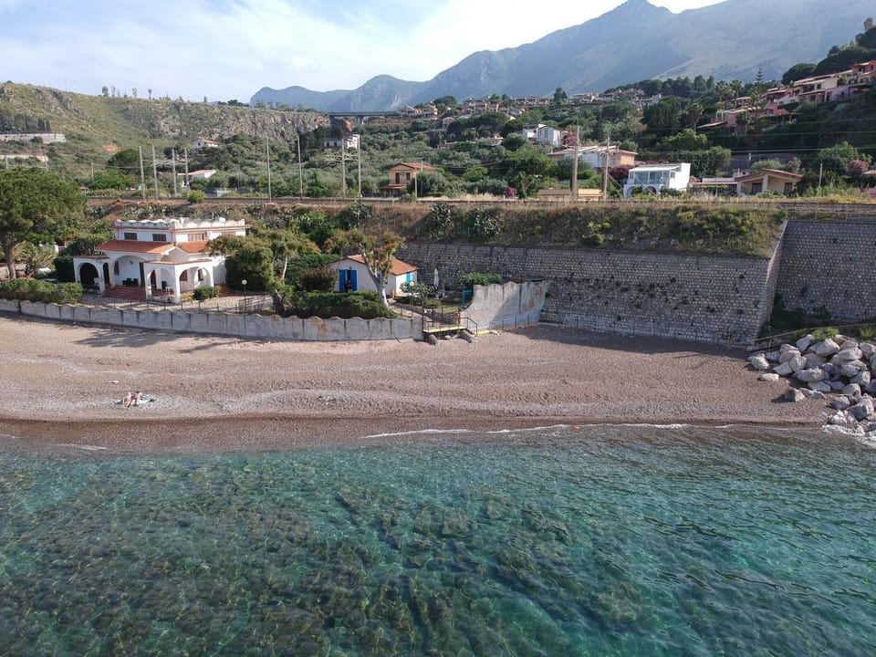 Property building, Bird's eye view, View (from property/room), Sea view