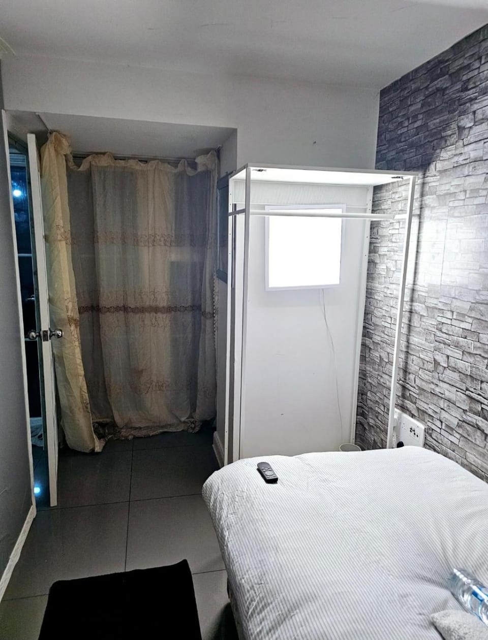 Lovely cosy bedroom -Central Dartford Bed and Breakfast in Dartford