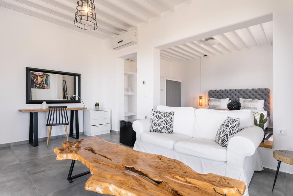 Photo of the whole room, Seating area, Bedroom, air conditioner