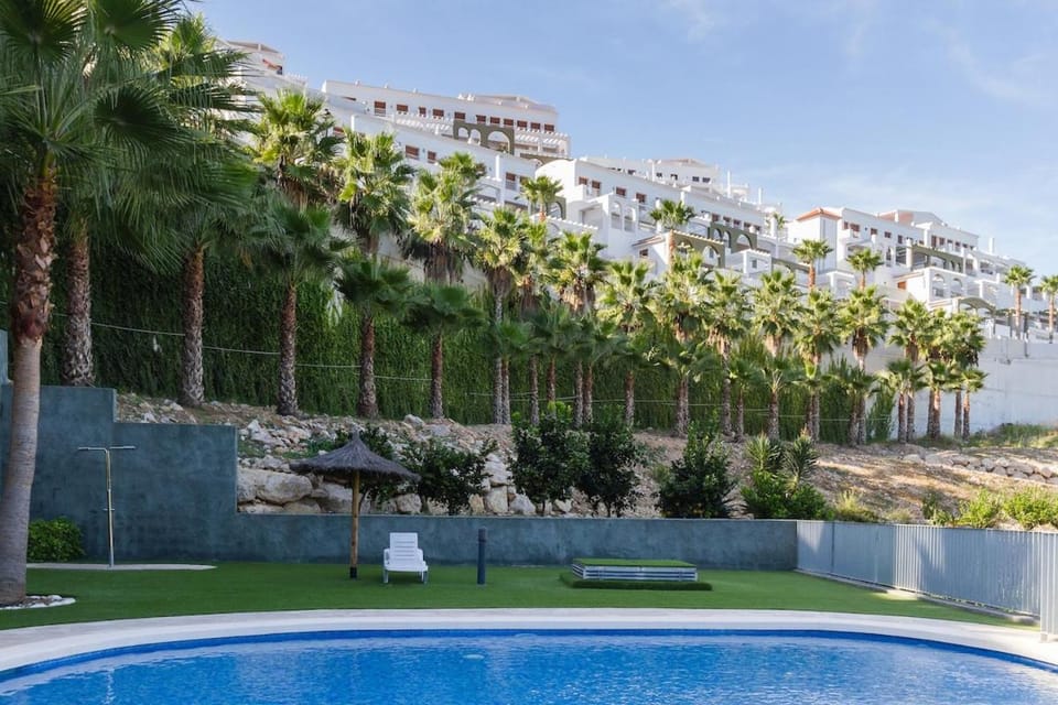 Garden, Swimming pool