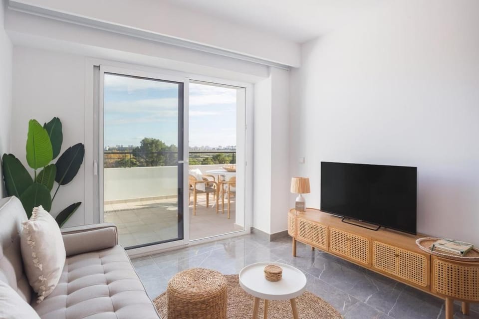 TV and multimedia, Balcony/Terrace, Living room