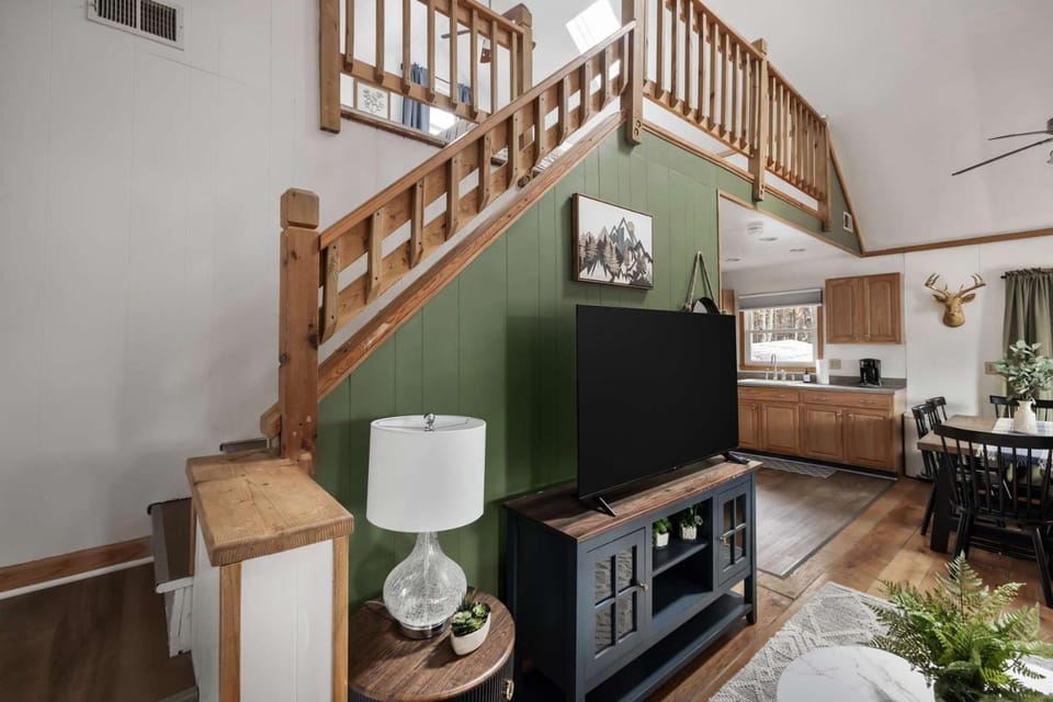Kitchen or kitchenette, Living room, Dining area