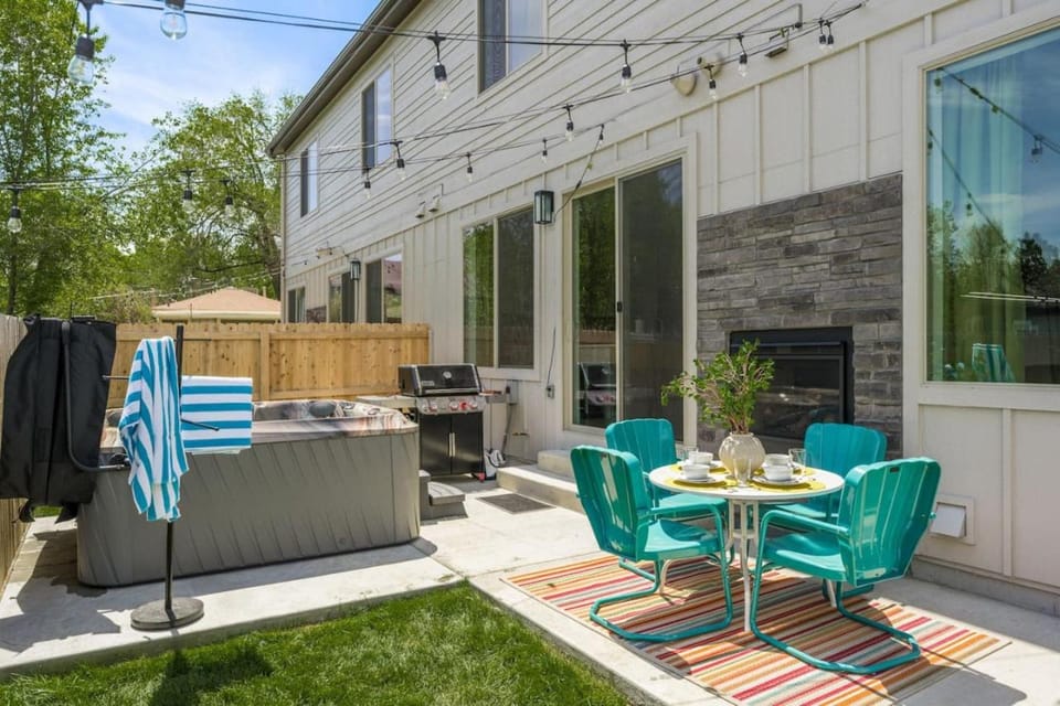 Property building, Patio