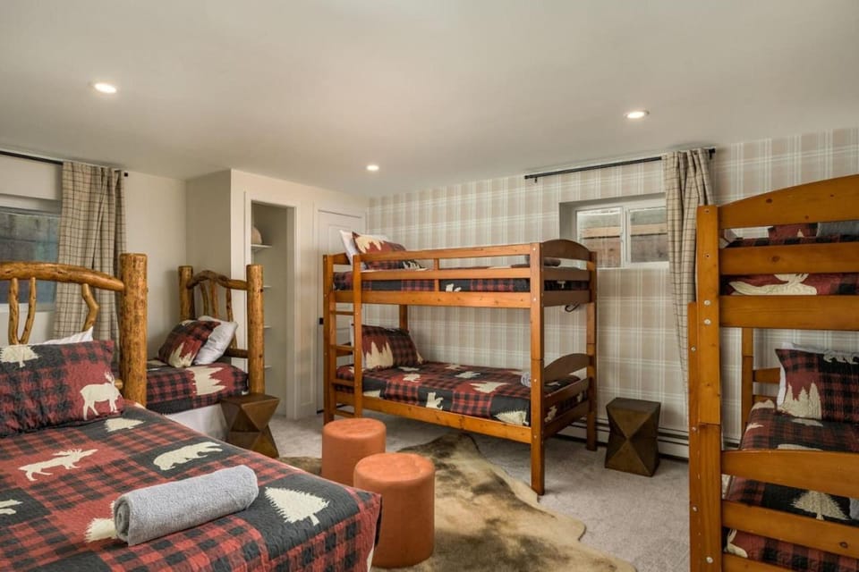 bunk bed