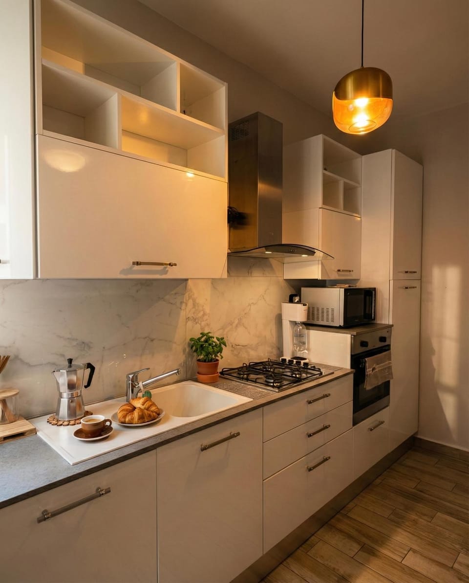 Kitchen or kitchenette, kitchen