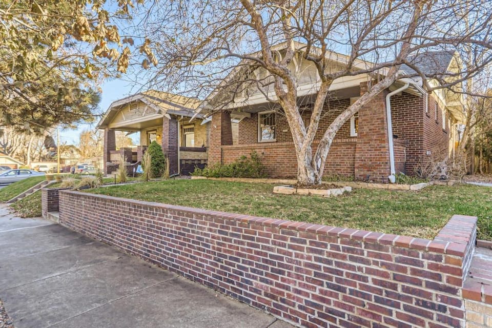 Property building, Garden view