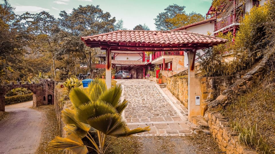 Casa Aminta Bed and Breakfast in Santander, Colombia