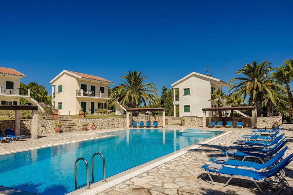 Property building, Pool view, Swimming pool, sunbed