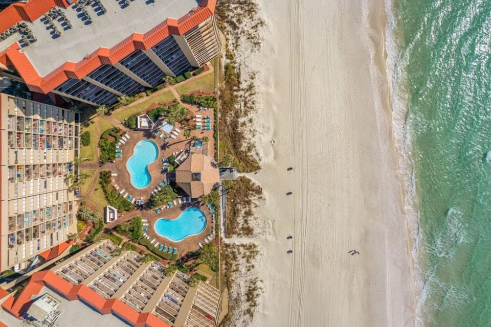 Bird's eye view, Beach, Pool view, Sea view, Swimming pool