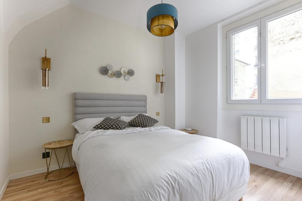 MyKeypers - Amazing Luxury Triplex 3BR 8P - Arc de Triomphe Apartment in Paris