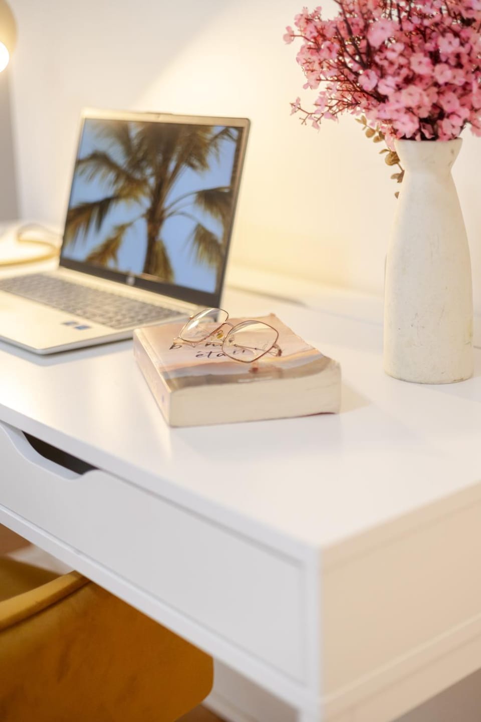 Bedroom, heating, internet, air conditioner