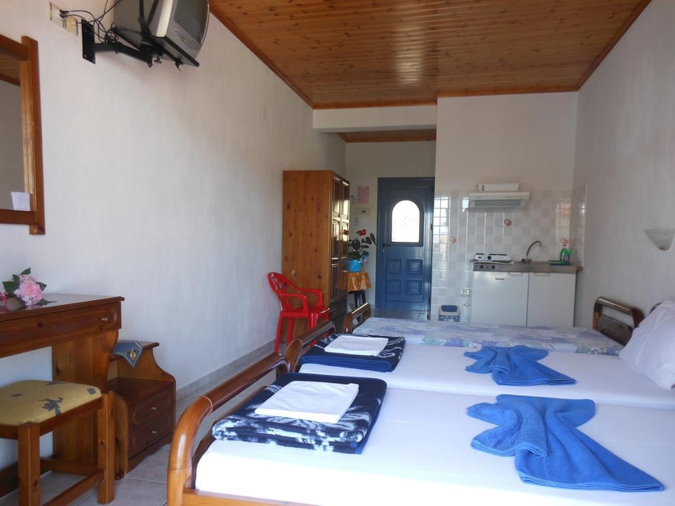 Bed, Photo of the whole room