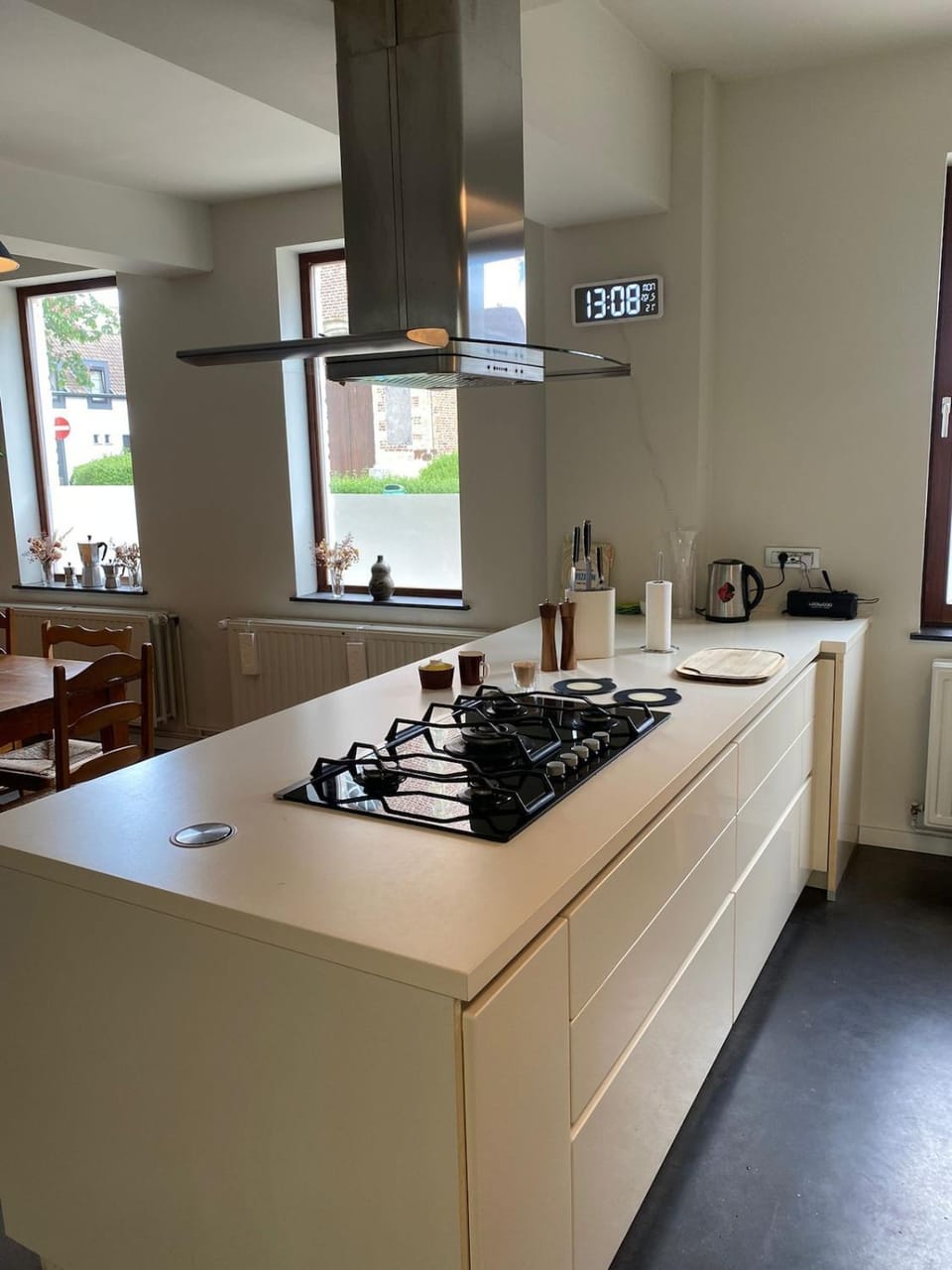 Kitchen or kitchenette, stove