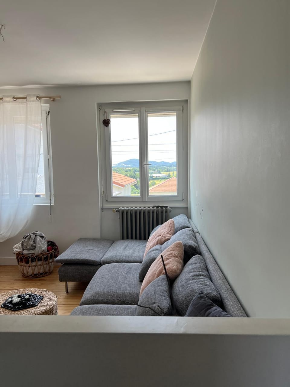 Jolie maison cosy, grand jardin, en bordure de la Via Fluvia Villa in Auvergne-Rhône-Alpes