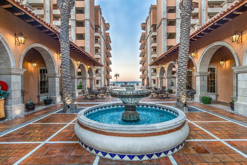 Property building, Day, Swimming pool, Swimming pool