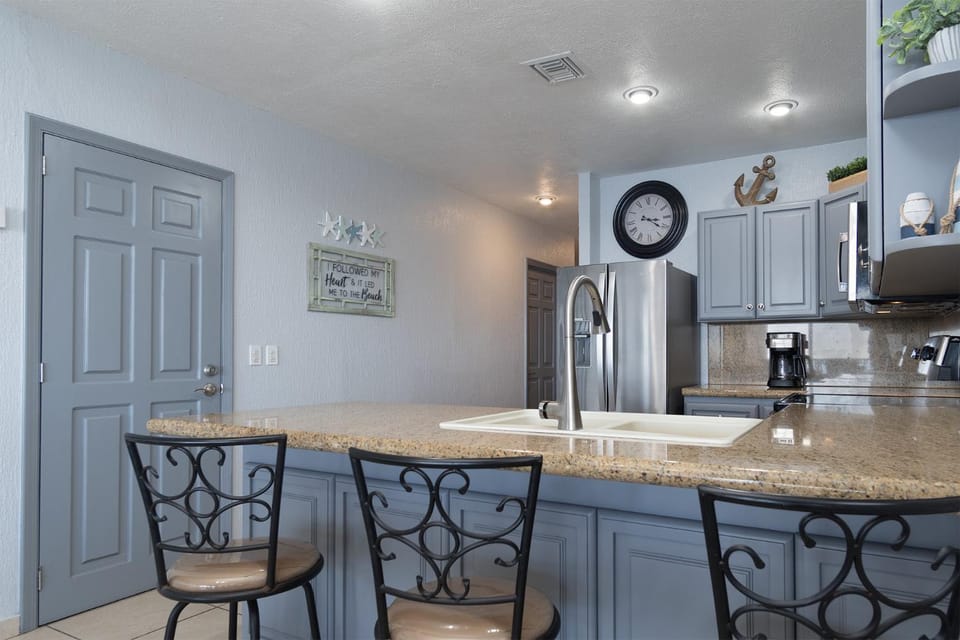 Kitchen or kitchenette, Dining area, dishwasher, oven, stove, kitchen