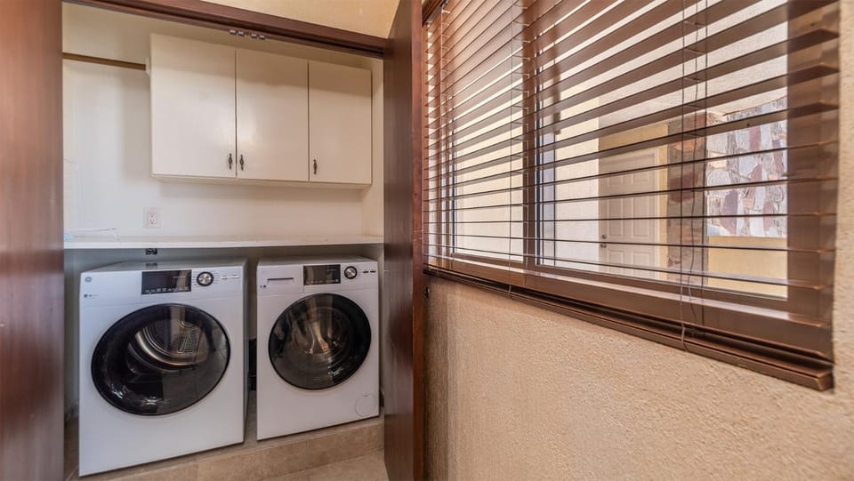 laundry, washing machine, dryer