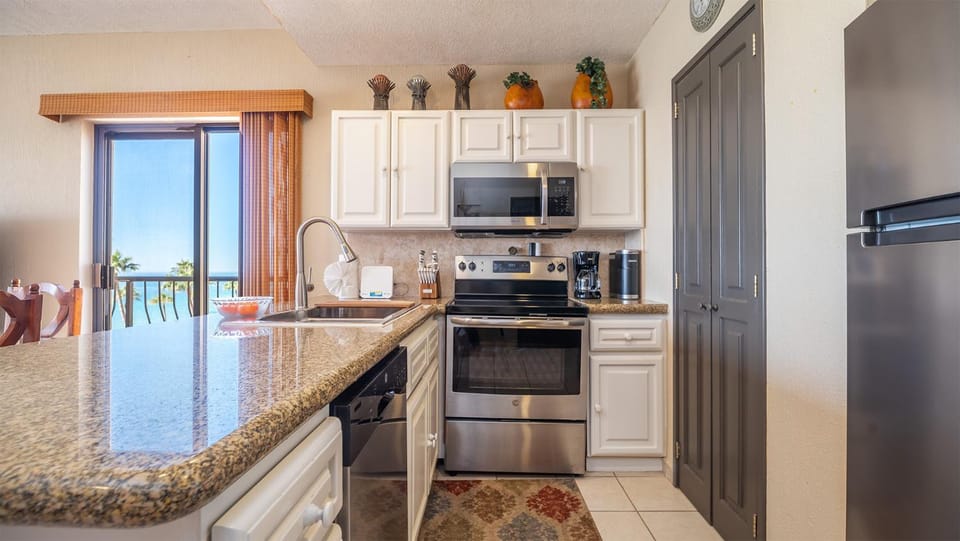 Kitchen or kitchenette, oven, stove, kitchen