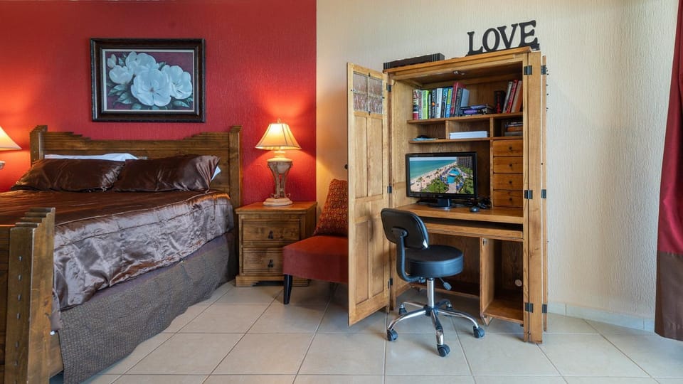 Bed, Seating area, Bedroom