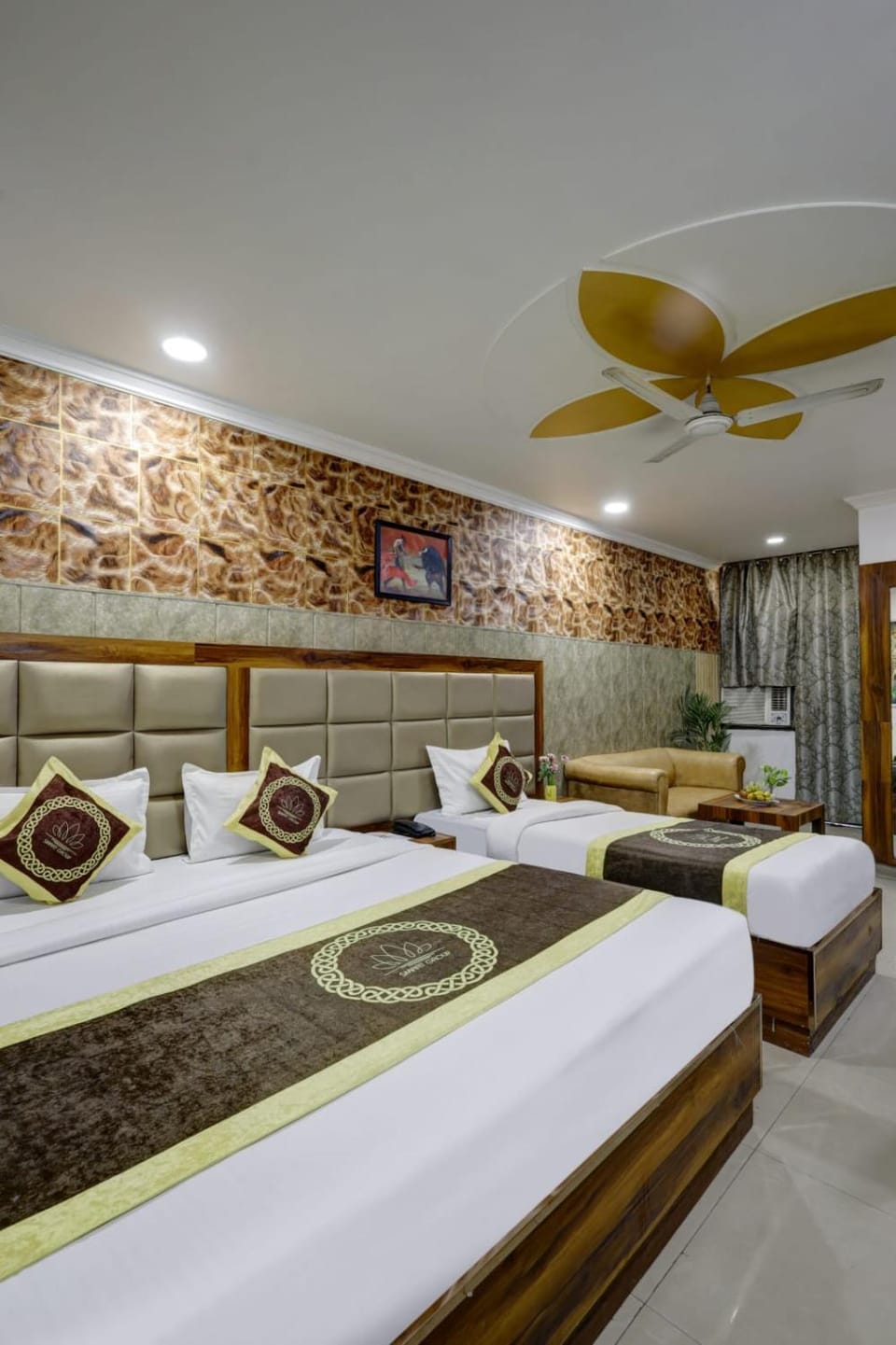 Bed, Photo of the whole room, Bedroom, fireplace, towels, air conditioner