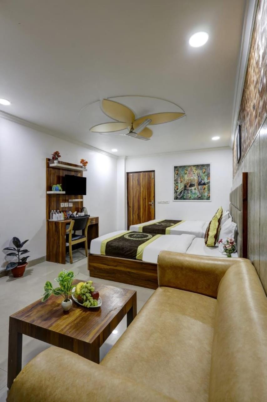 Hotel The RTS Plaza Hotel in New Delhi