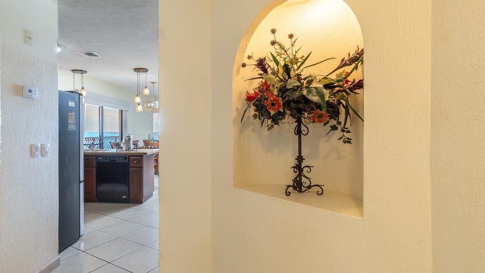 Kitchen or kitchenette, Decorative detail