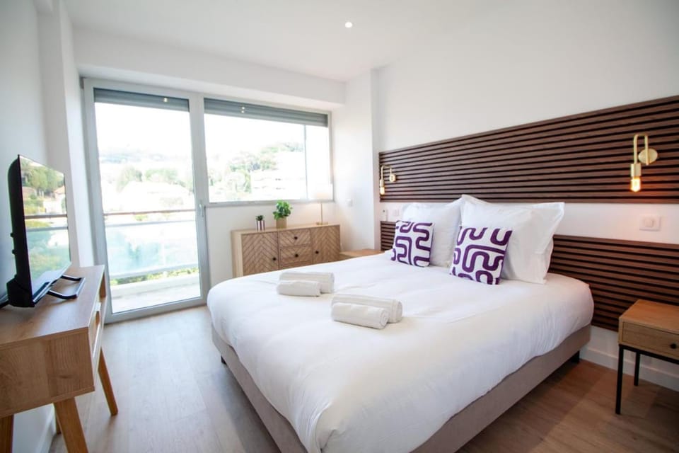 Luxury 1 Bed Apt Seafront Escape in Cannes Apartment in Cannes