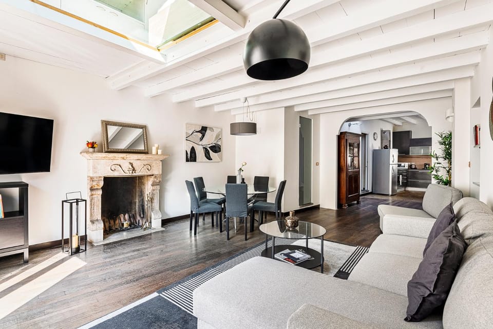 Brand new 2 bedrooms apartment in Brera Apartment in Milan