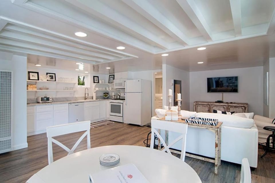180 Walnut Lower House in Carlsbad