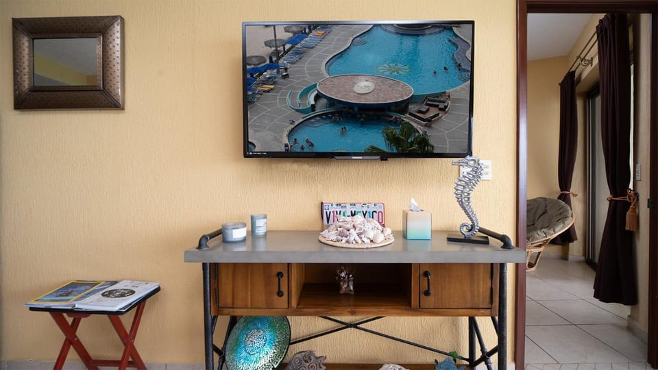 TV and multimedia, Living room, Decorative detail