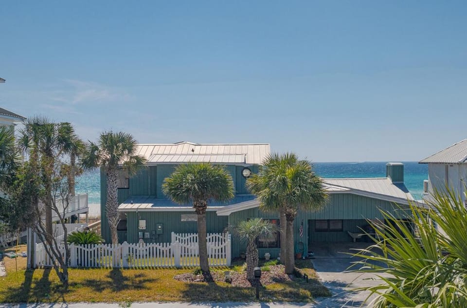 Brand New, Steps To Beach, Gulf Views, Heated Pool House in Panama City Beach