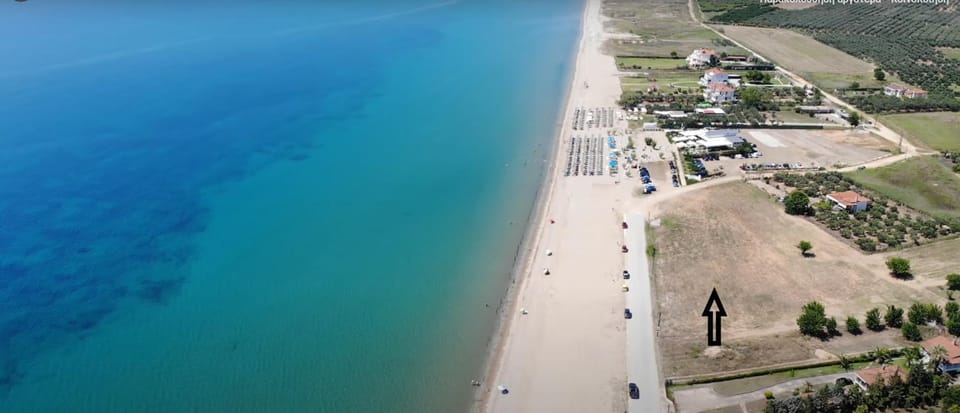 Empty Rv Parking Campground Beachfront Campground/ 
RV Resort in Halkidiki