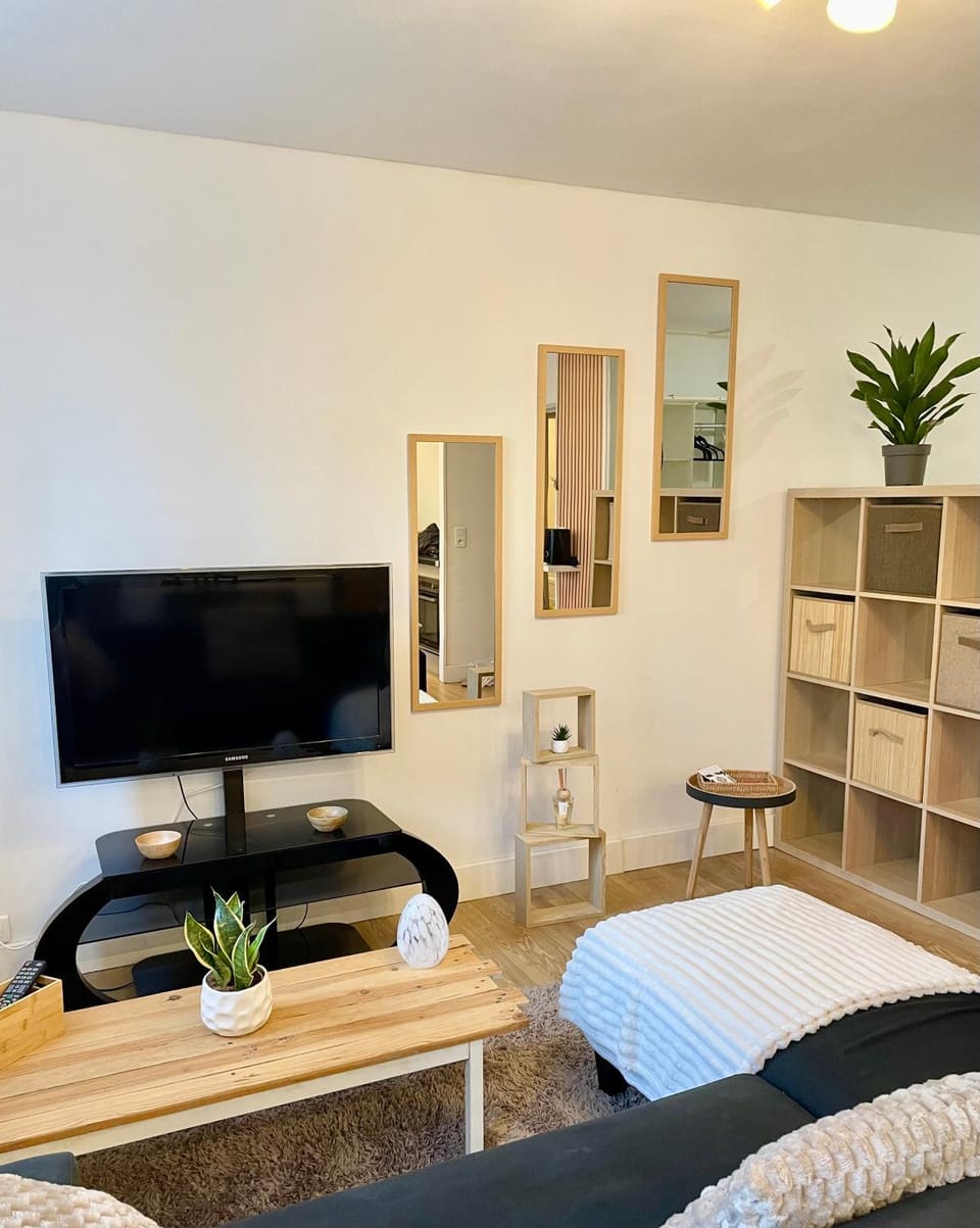 TV and multimedia, Living room