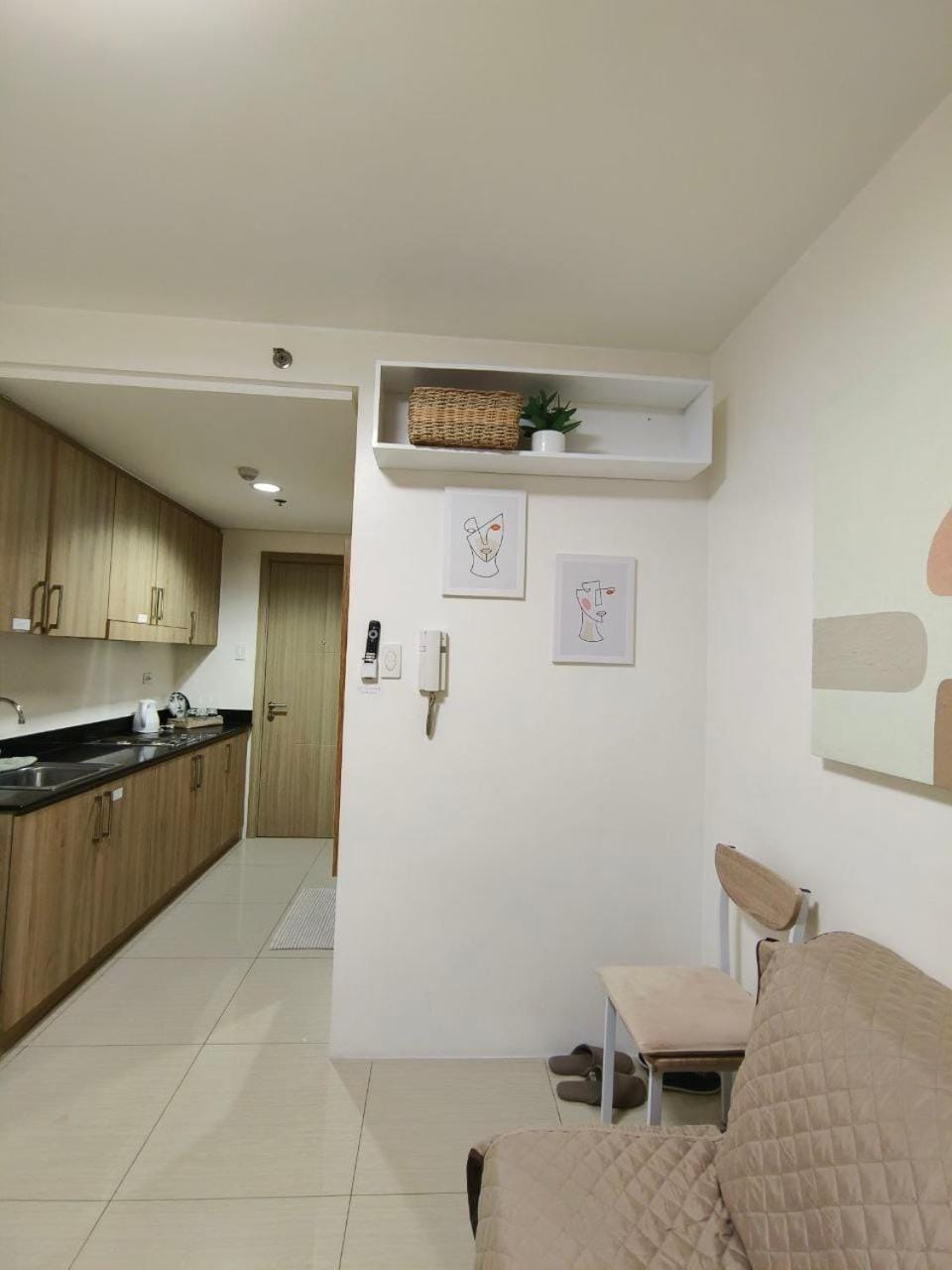 Barkada Pamilya BnB by Metro Staycation Apartment hotel in Pasay