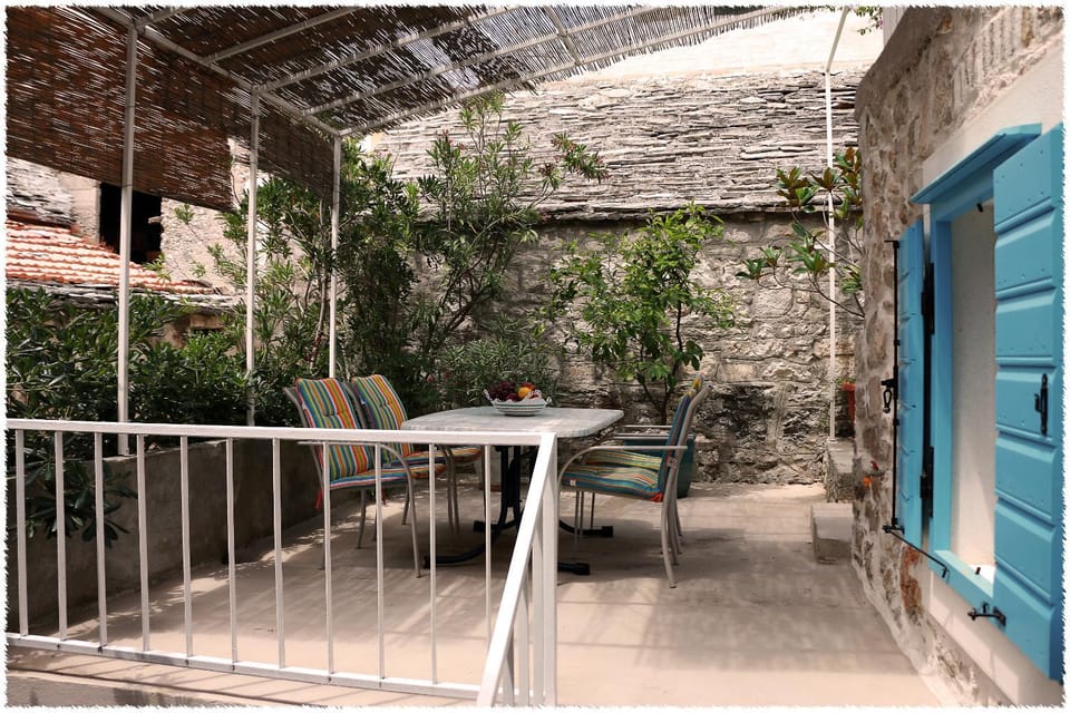 Property building, Patio