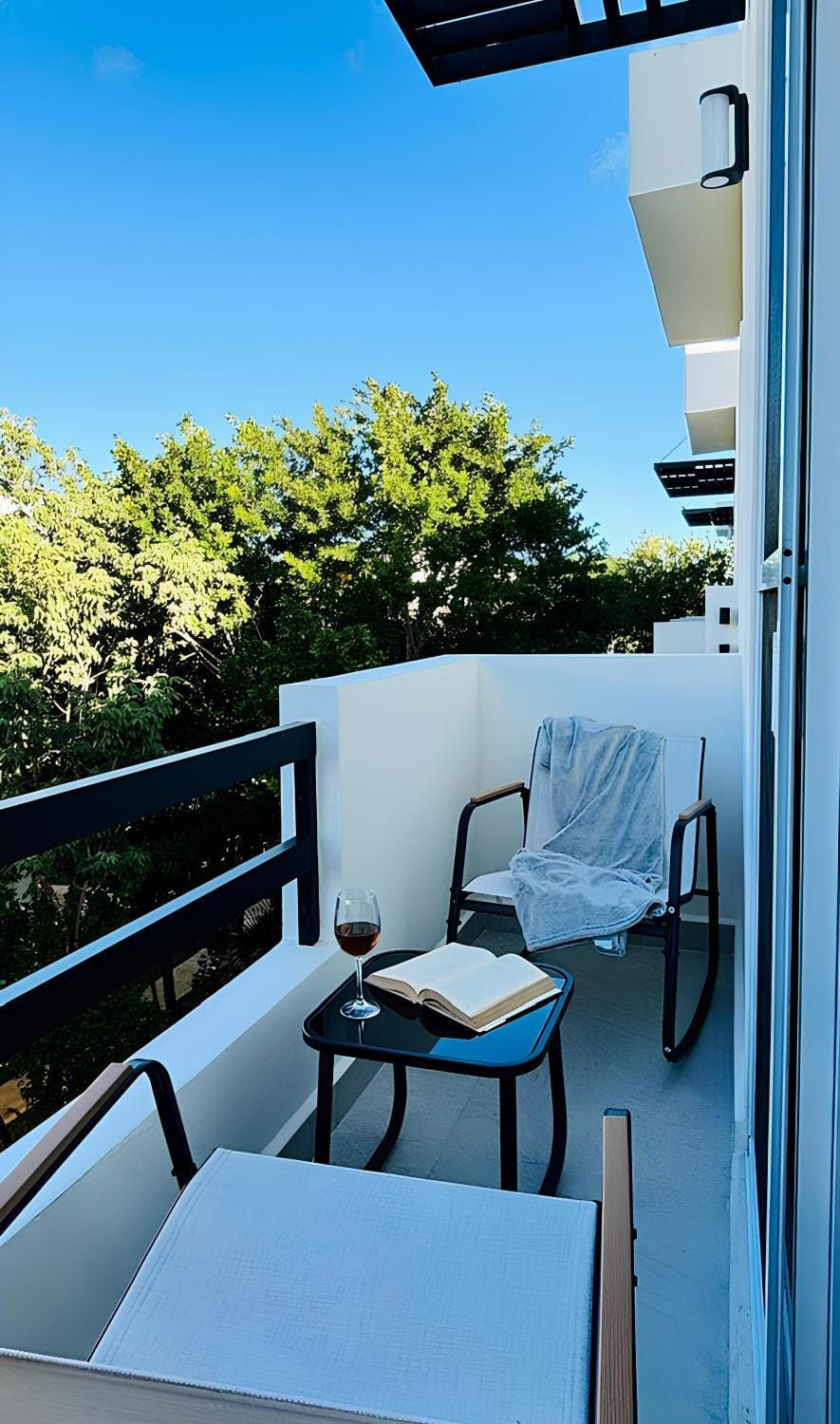 Day, Natural landscape, TV and multimedia, View (from property/room), Balcony/Terrace, Seating area, Garden view, internet, internet, pet friendly, pet friendly