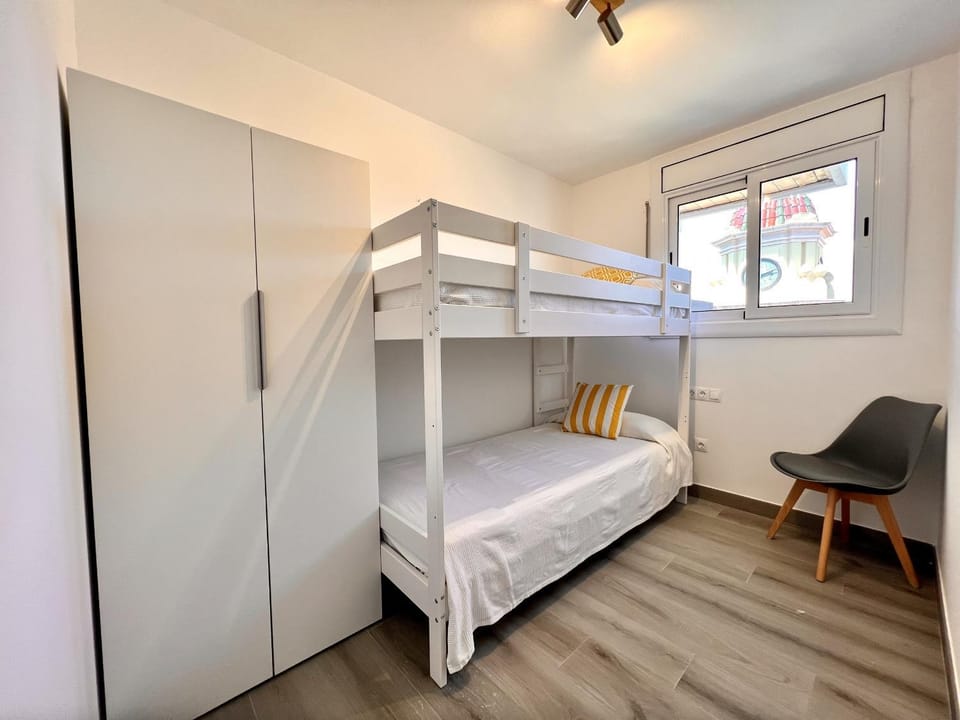 bunk bed
