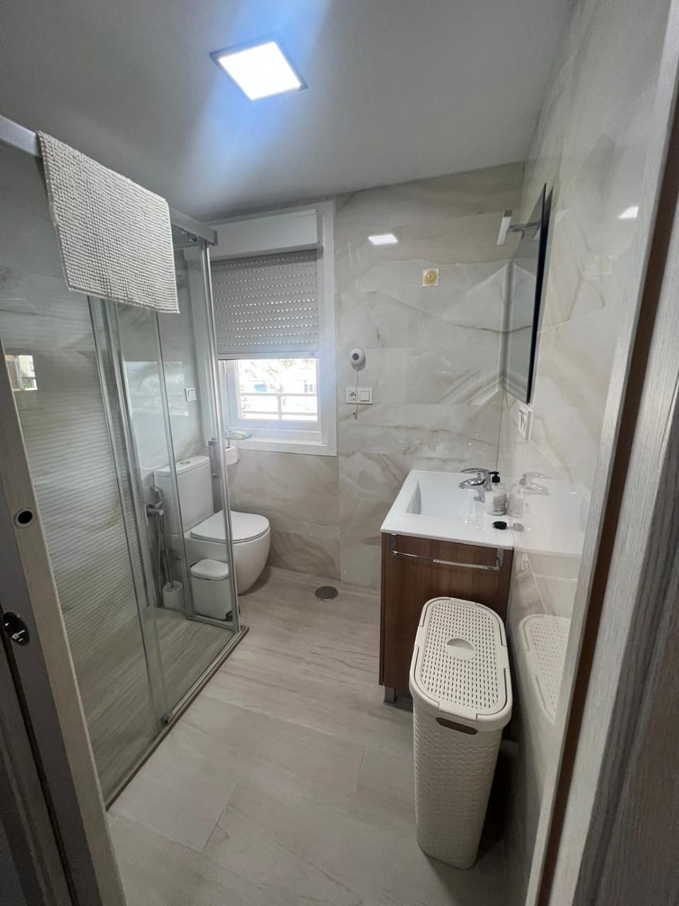 Apartamento Paseo Maritimo wifi Apartment in Aguadulce
