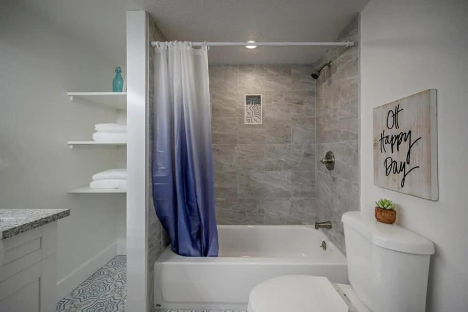 Renovated Seminole Heights Beauty House in Tampa