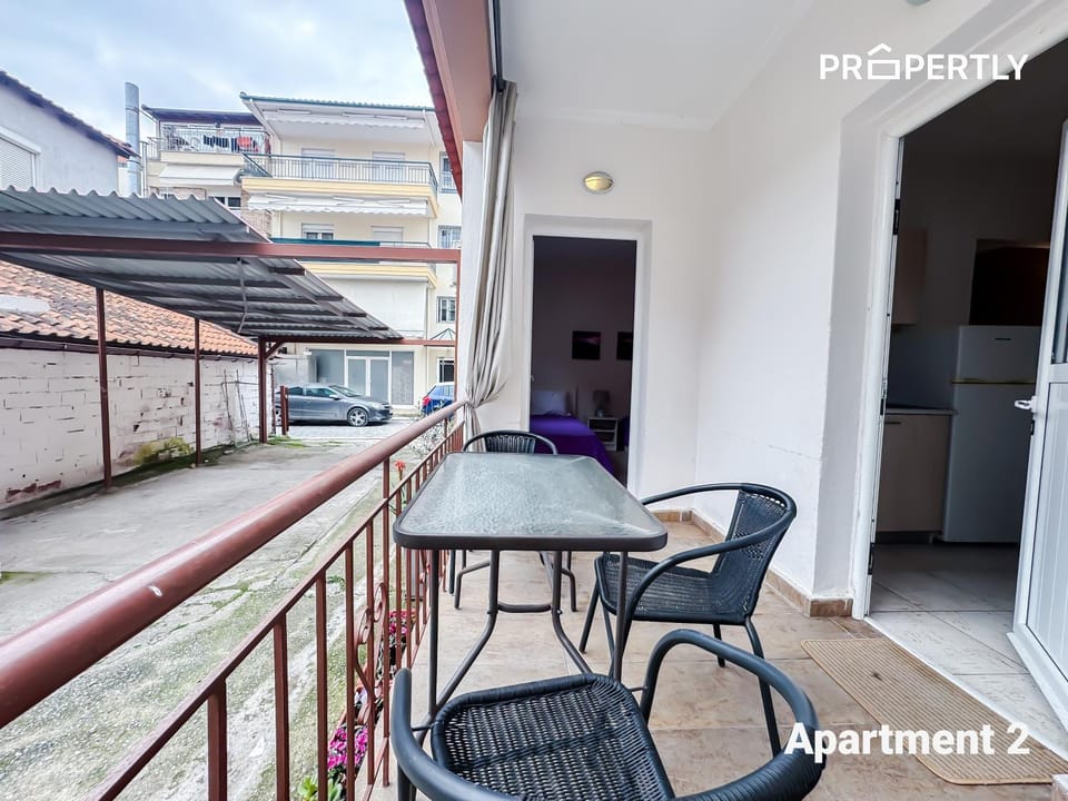 SeaYa Beach Retreat - Private Parking Apartment in Halkidiki