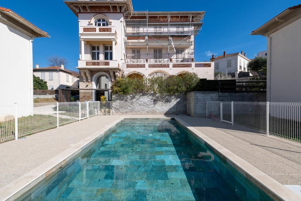 Pool view, Swimming pool