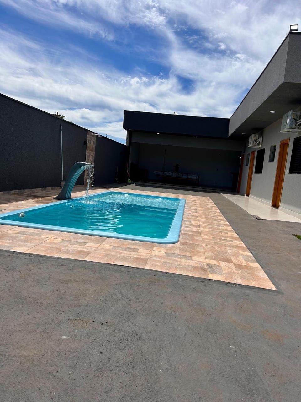 Cantinho Guimarães House in Olímpia
