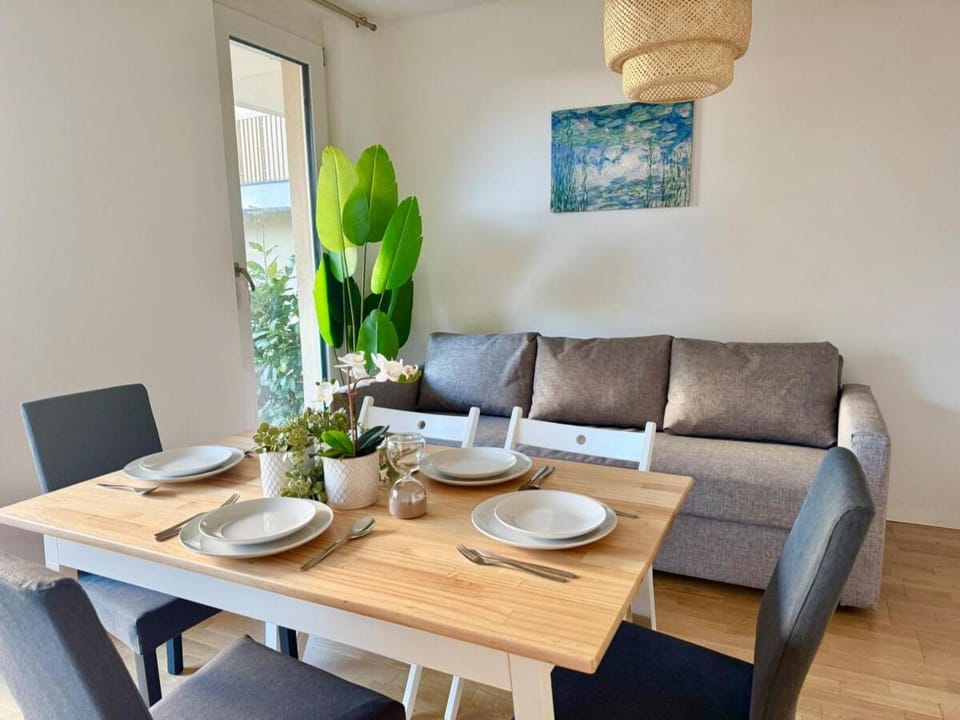 Premium Apartment mit Garten nähe SCS Apartment in Hungary